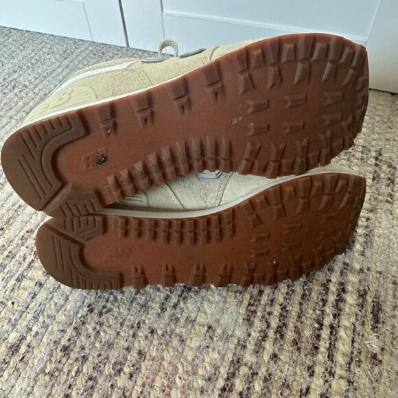 NEW BALANCE | Femme 574 Sneaker Sandstone Light Tan (Size 7) - Picture 8 of 10